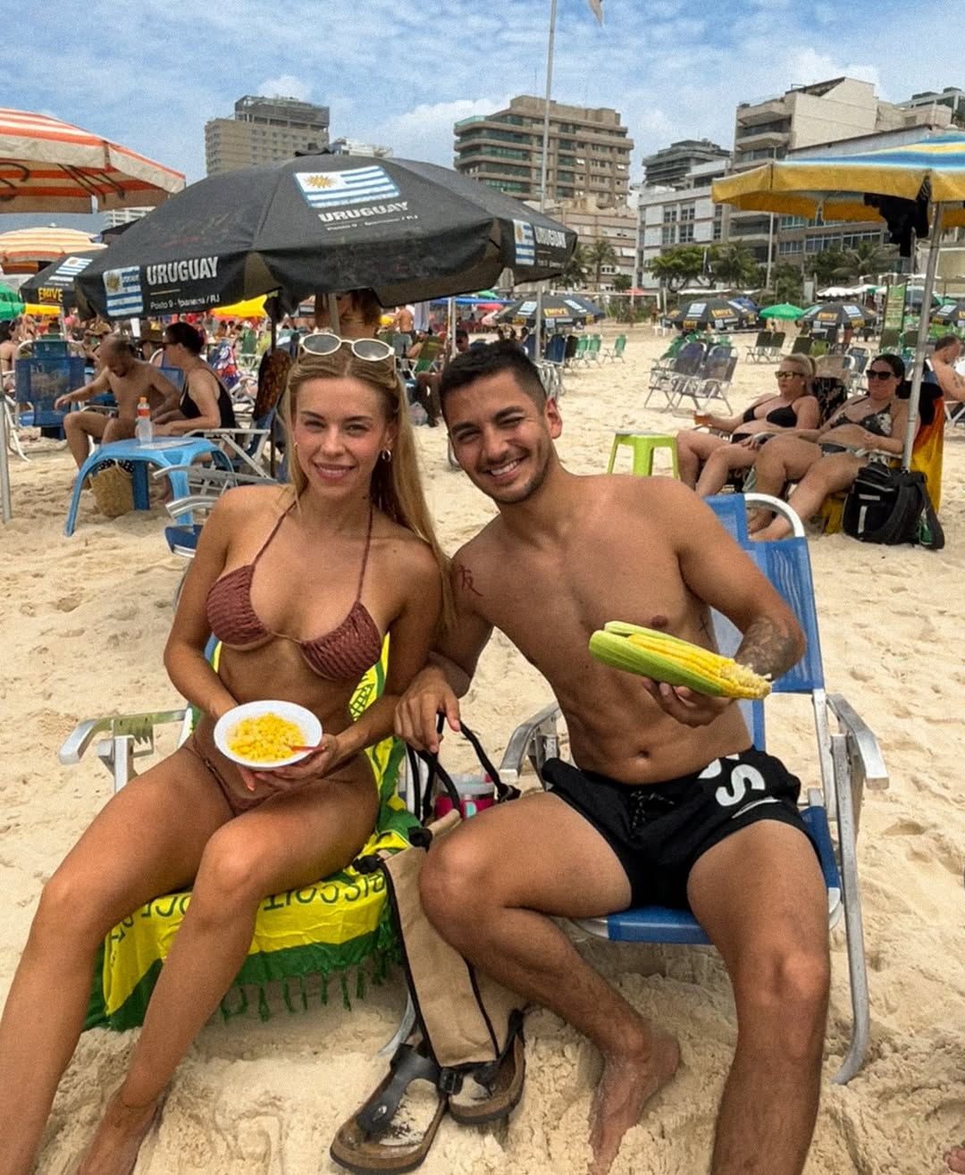 O amor da minha vida 💚
No sé por qué no había subido esta foto 🥥 🌴
#brasil #brasil🇧🇷 #ipanema #leblon #brazil