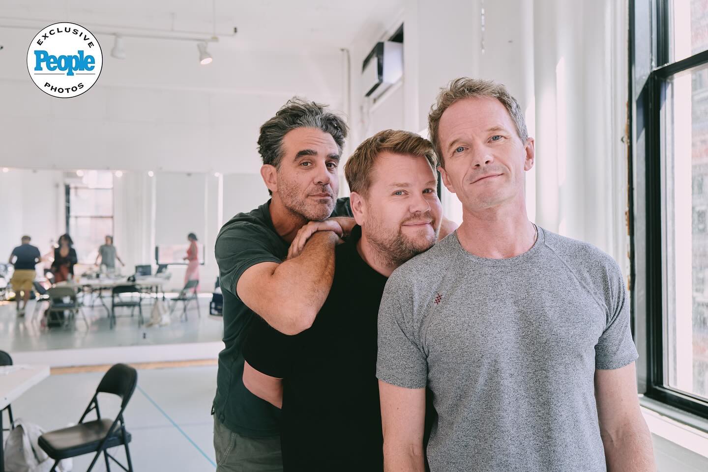 Bobby Cannavale, James Corden, & Neil Patrick Harris with Director Scott Ellis at the first ART rehearsal. Don’t miss these Broadway bros starting August 28th. Read more in @people about the first rehearsal. Link in bio.
📸: @jennyandersonphoto