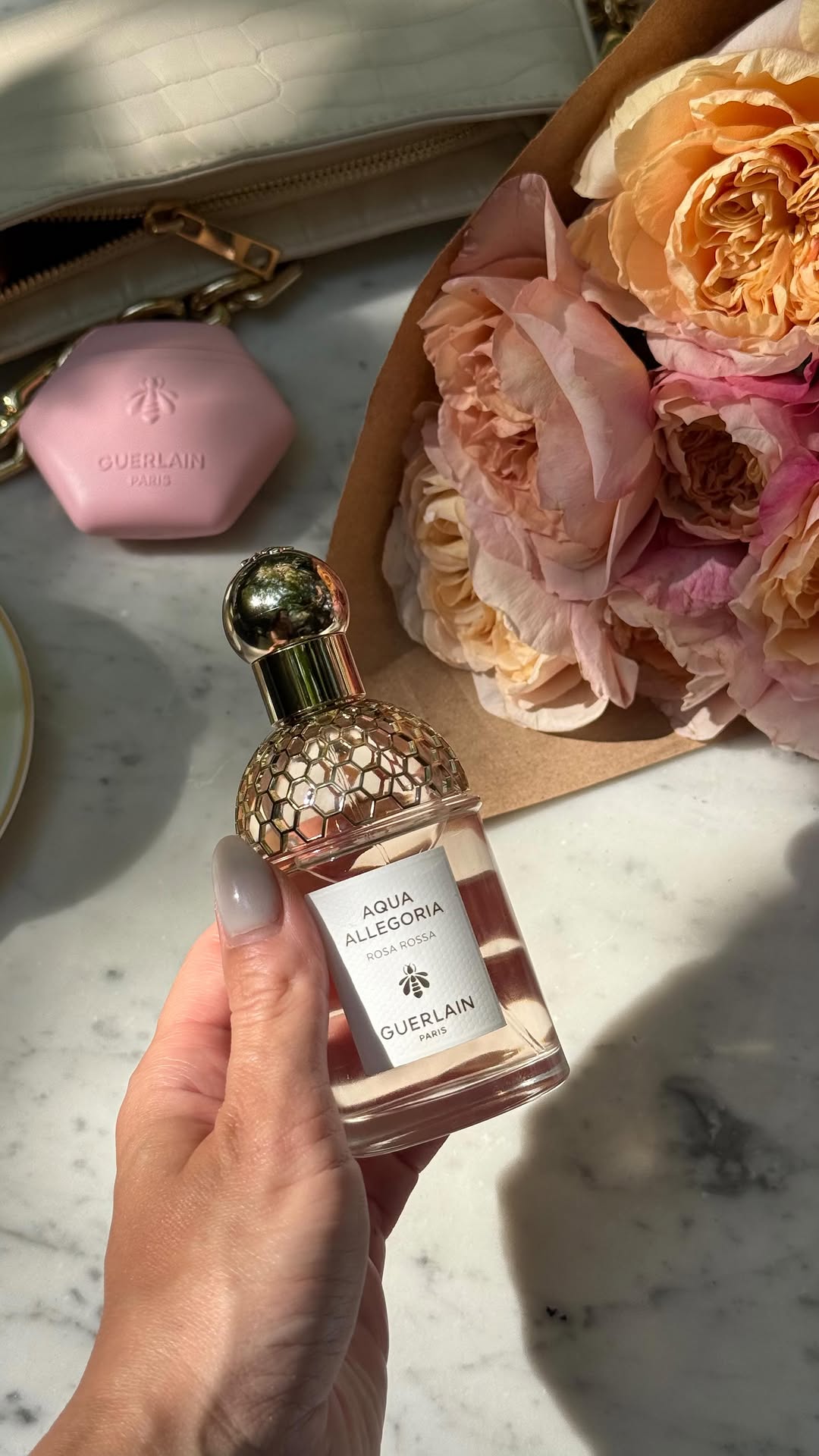 Every woman is a flower🌹
In every woman, just like in every blossom, there’s a unique beauty — you simply have to see it, feel it.
When I choose a fragrance, it’s about emotions. It’s about who I feel like today.
Today, I feel in full bloom — delicate, radiant, sun-kissed, fragrant, just like the roses in my grandmother’s garden.
There’s something so special about opening a box with new fragrance. For me, it’s a little ceremony.
And I especially love pairing a hand cream with my perfume — when the hand cream is this luxurious, my hands stay soft, hydrated, and it fits so elegantly in my bag.
Today it’s all about @guerlain Aqua Allegoria Rosa Rossa, the perfect duo that makes me feel like I’m carrying a summer rose garden wherever I go.
MORE THAN 90% NATURAL-ORIGIN INGREDIENTS:
A powerful symbol of Guerlain’s commitment to the planet, the Aqua Allegoria fragrances are composed of more than 90% naturally-derived ingredients. The French beetroot alcohol contained in their formulas is sourced from suppliers committed to sustainable agriculture.