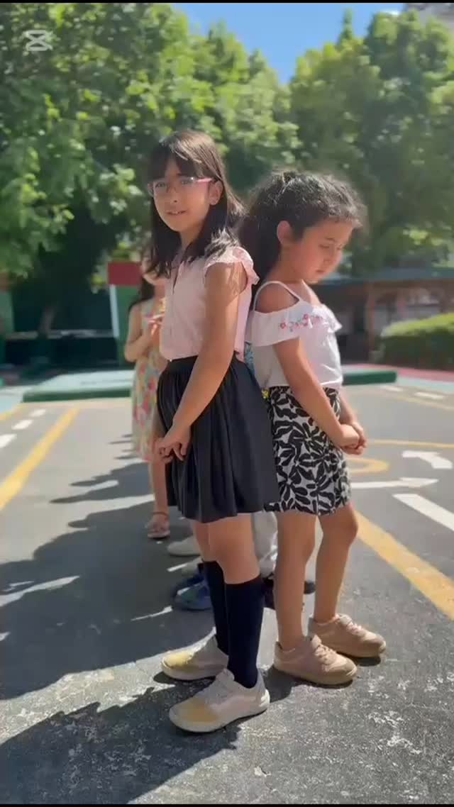 Sizinle herşey harikaydı💐 iyi ki siz dokundunuz minik kalplere öğretmenimiz sizi çok seviyoruz 💐💐🥹@zehradinceldemir