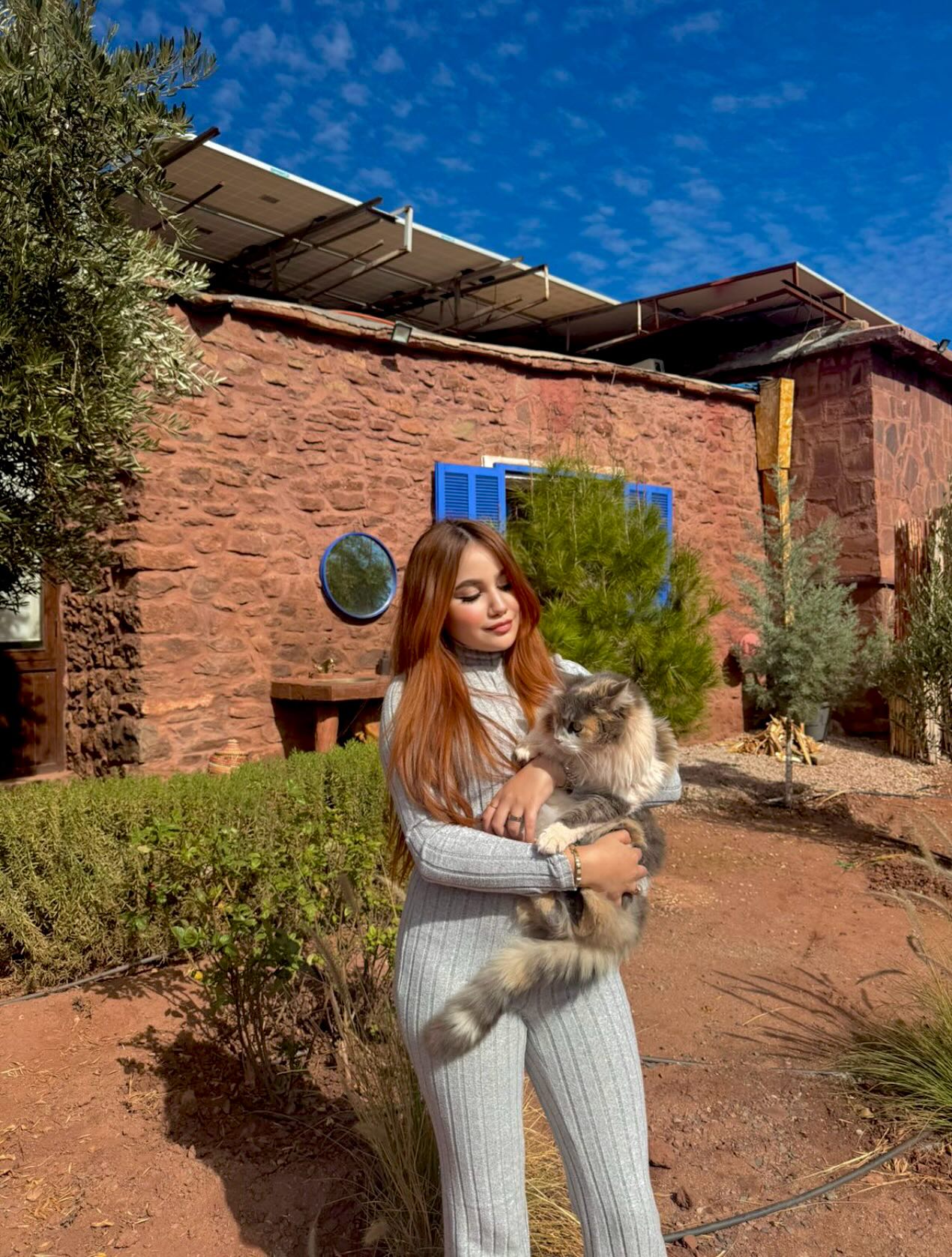 Miiitchaa 😻😻
‘#marocain #maroc #marocaine #casablanca #morocco #marrakech #rabat #marocco #tanger #agadir #fes #bhfyp #moroccan #caftan #maghreb #marocaines #caftanmarocain #mariagemarocain #casa #fashion #oujda #love #saadlamjarred #nador #ever #marocains #maroco #mariage #like #salonmarocain