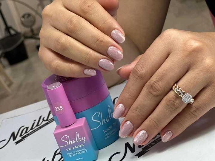 Nailbar farkıyla Jel tırnak💅🏻 💗
☑Tüm uygulamalarınız uzman nail artistlerimiz tarafından yapılmaktadır.....
☑Tamemen el emeği nail artlar, hiçbir yerde bulamayacağınız oje ve süsleme çeşitleri...
☑Sizleri de mutlu müşterilerimiz arasına; Nailbar ailesine katılmaya davet ediyoruz....
☑Bilgi ve randevu için dm den yazabilir veya 0530 624 52 27 nolu telefondan bize ulaşabilirsiniz... •
•
💅 #nails #nail #fashion #nailart #nailpolish #naildesign #nailextensions #proteztirnak #proteztırnak #proteztırnakeğitimi #proteztirnakistanbul #proteztirnakbakirkoy #proteztırnakflorya #jeltirnak #jeltirnakistanbul #jeltirnakbakirkoy #kalicioje #tirnakdizayn #tirnakbakimi #tirnaksüsleme #ojesizgezmeyenlerkulübü #tirnakyeme #tiktok