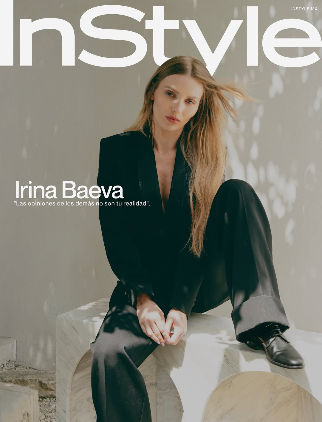 En un abrir y cerrar de ojos llegamos a junio, y para celebrar que ya estamos a la mitad del año, @irinabaeva llega a nuestra segunda portada del mes. En esta edición, nos comparte cómo ha evolucionado, lo que ha aprendido y la forma en la que encuentra autenticidad en su carrera como actriz. Además, reflexiona sobre la importancia de disfrutar el camino, más allá de alcanzar metas. No te pierdas la entrevista completa en la revista impresa✨
Fotos: @khristio
Stylist: @deboratrrs
Makeup: @davosthebane
Pelo: @alejandroiniguezhair
Asistentes moda: @alanjmnz_ @_imabandit
Locación:@_maison_celeste
Total look: @dolcegabbana