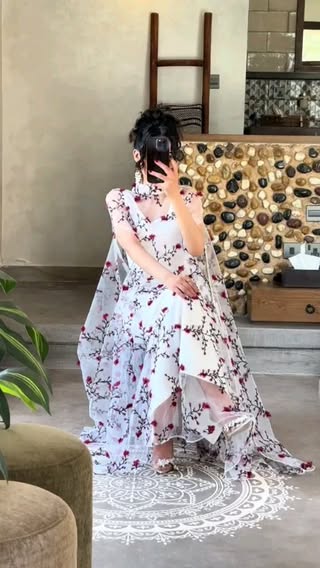 يجنن 😍
أنيق يا بنات 😍
جميع المقاسات متوفره
S M L XL XXL
#فاشن#مودل#موضه#ازياء#تنسيقات #ستايلات #فساتين #فساتين_ناعمه #فساتين_مشاهير #عروسه#زفه#فساتين_زفاف #كعب#ديور #ميك_اب #ميك_اب_ارتست #تسريحات_شعر #شعر#تسريحات #شعر#تسوق #بيرشكا #زارا#ساعة#ساعات_نسائيه #عباية #عبايات #شي_ان #تنسيقات_شي_ان