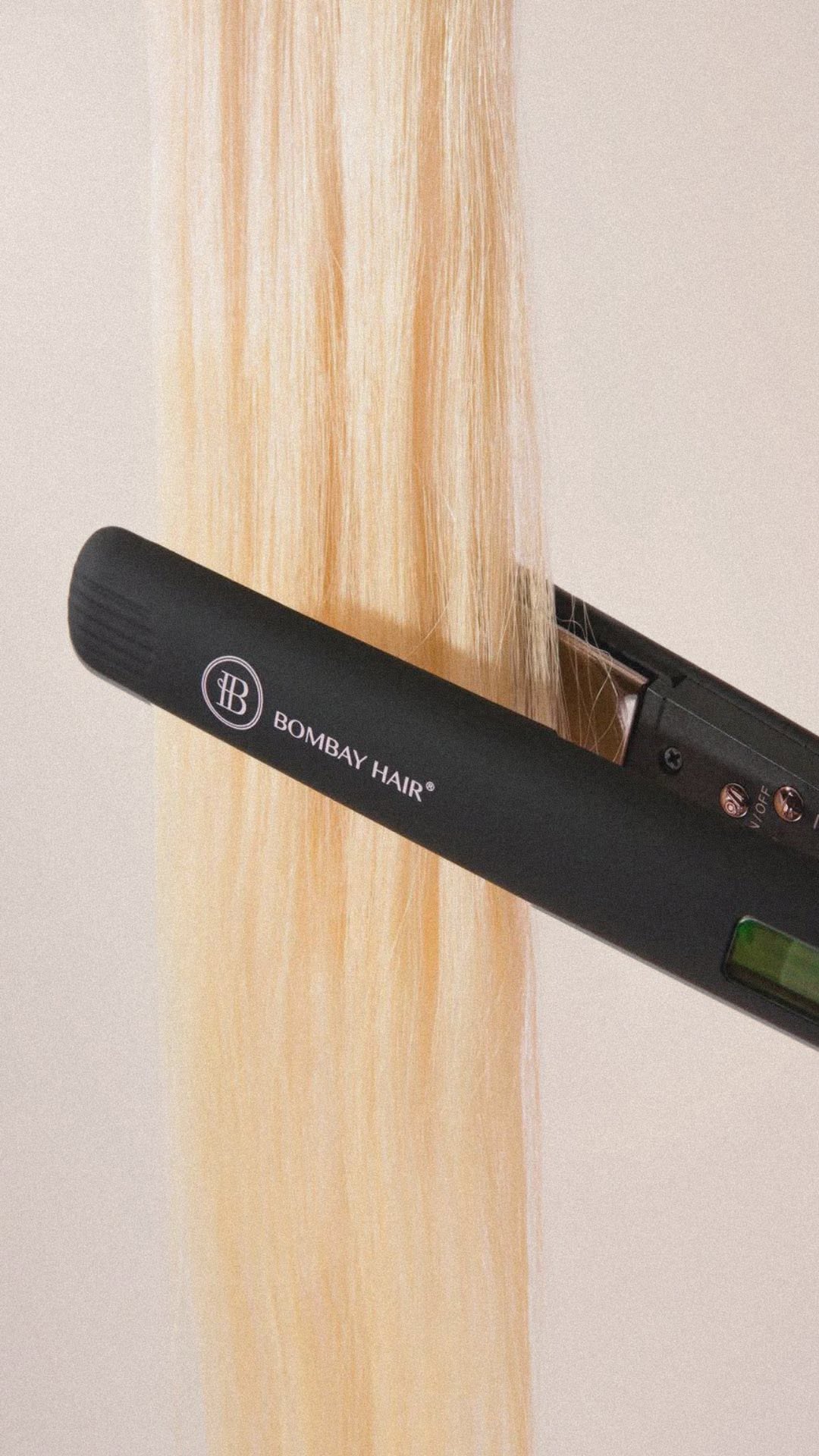 The perfect soft wave🥹 Comment "IRON" and we'll send you the shop link !
Ft. Rose Gold flat iron
#hairtrends #bombayhair #flatiron