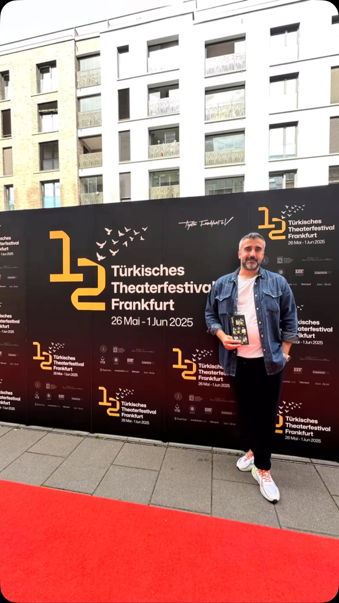 Frankfurt 🇩🇪
“Herkes kendi görüş mesafesini dünyanın sınırları zanneder.”
Arthur Schopenhauer