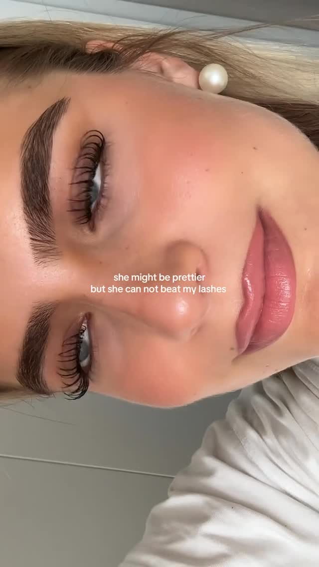 That’s what our beauty world lash serum does 😳😍 #beauty #beautylash #makeup #makeuplashes #lash #lashes #lasheslasheslashes #naturallashes
