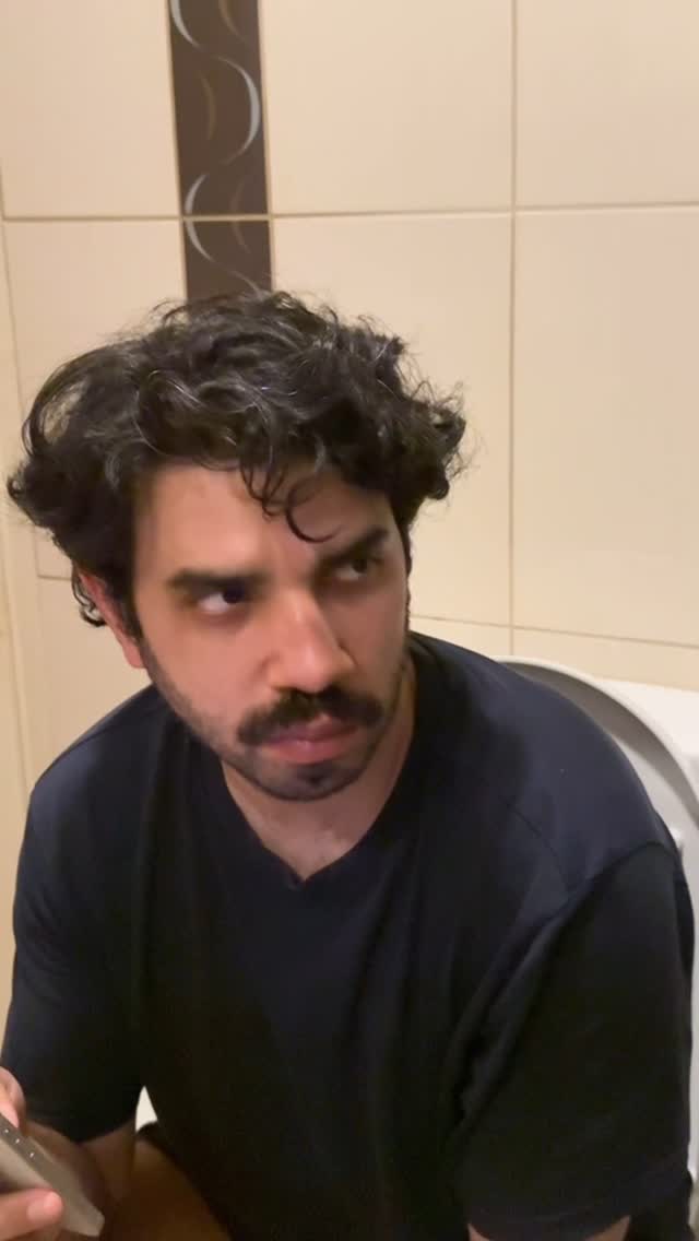artık boş işlerle uğraşmayacağım dedikten 3,5 dakika sonrası🧏🏻♂️