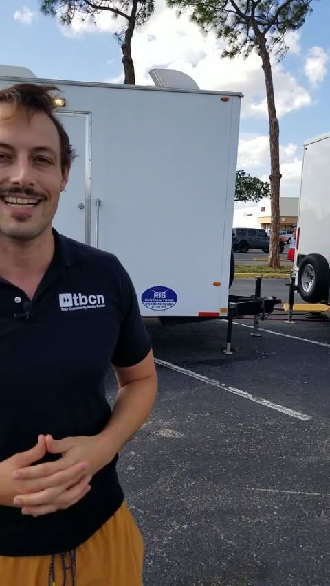 Hurricane recovery with @tbcn 🌀
Spent a lot of time recently helping out the Tampa community. Last week TBCN and I hit a comfort station to dish out food and supplies to hurricane victims.
There's always more we can do folks. Visit hcfl.gov/stormrecovery to get involved.
(Apologies, the OG vid was apparently too long to upload)