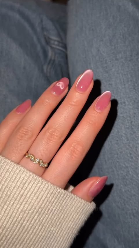 these have my whole heart 🥺💓
polish &magnets from amazon, on my sf (link in bio🫶)
ib @aminachelloug 💞 #nailinspo #nails #naildesign #nailtutorials #valentinesnails #heartnails #pinknails #glassnails #cateyenails
