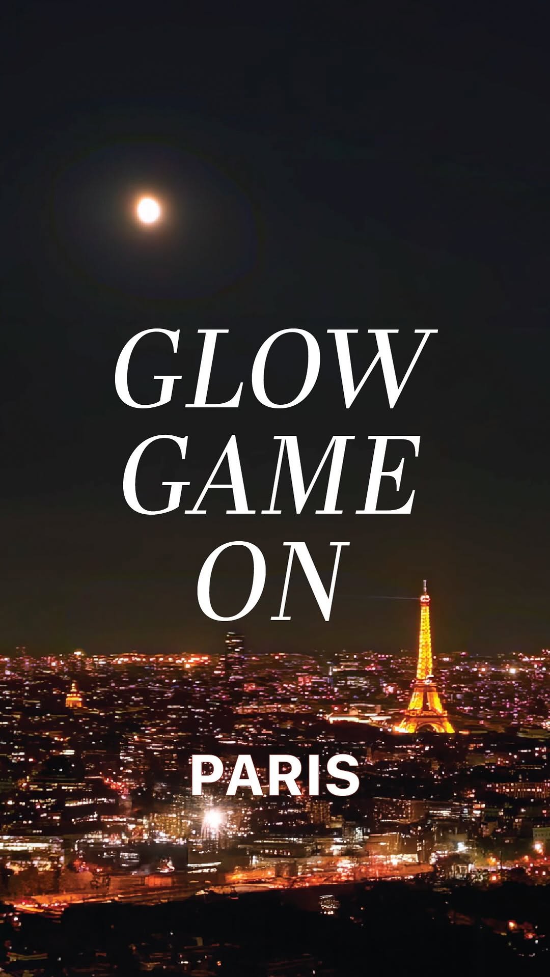L’éclat n’est pas un filtre 💋
Parlaklık bir cilt tonunda değil; bir tavırda, bir dokunuşta, bir duruşta saklı.
Paris sokaklarında kendi ritmini bulan üç kadın:
Berrak. Didem. Güzide.
Farklı stiller, farklı ritüeller.
Ama aynı his:
Işıltı içten geldiğinde, sahne zaten senindir.
SOVITAL, bu sahnenin sessiz eşlikçisi.
Ritüelin bir parçası.
Işıltının ilhamı.
#GlowGameOn
#SOVITALxBerrakTüzünataç #SOVITALxDidemSoydan #SOVITALxGüzideDuran