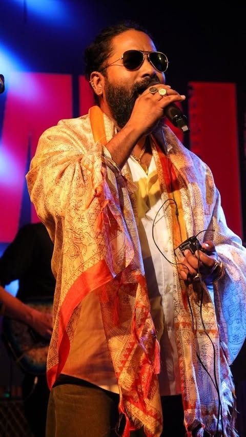 @everyone
#mrigyamusic #mrigyaband #jagtindersinghsidhu #instagram #reels #indianmusic #bollywood #music #delhi #indiemusic #pianomanjazzclub @everyone #sufi
#poetry #qawwali @everyone