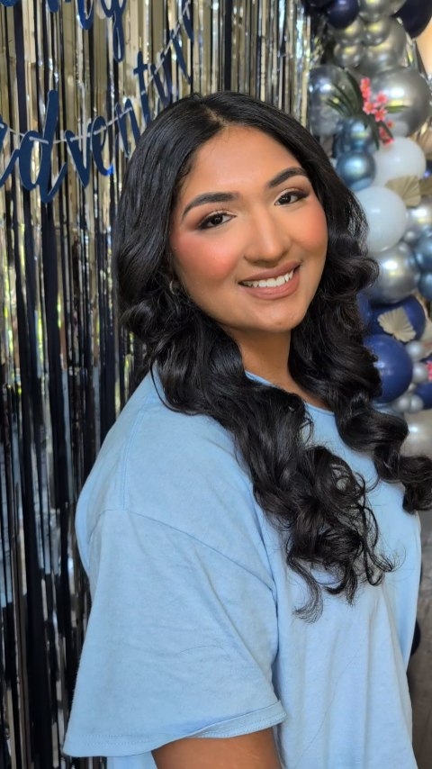 We love a graduating Q U E E N 📚💕
At Sydney Fayee Beauty we make you feel beautiful during all your major life events ❤️