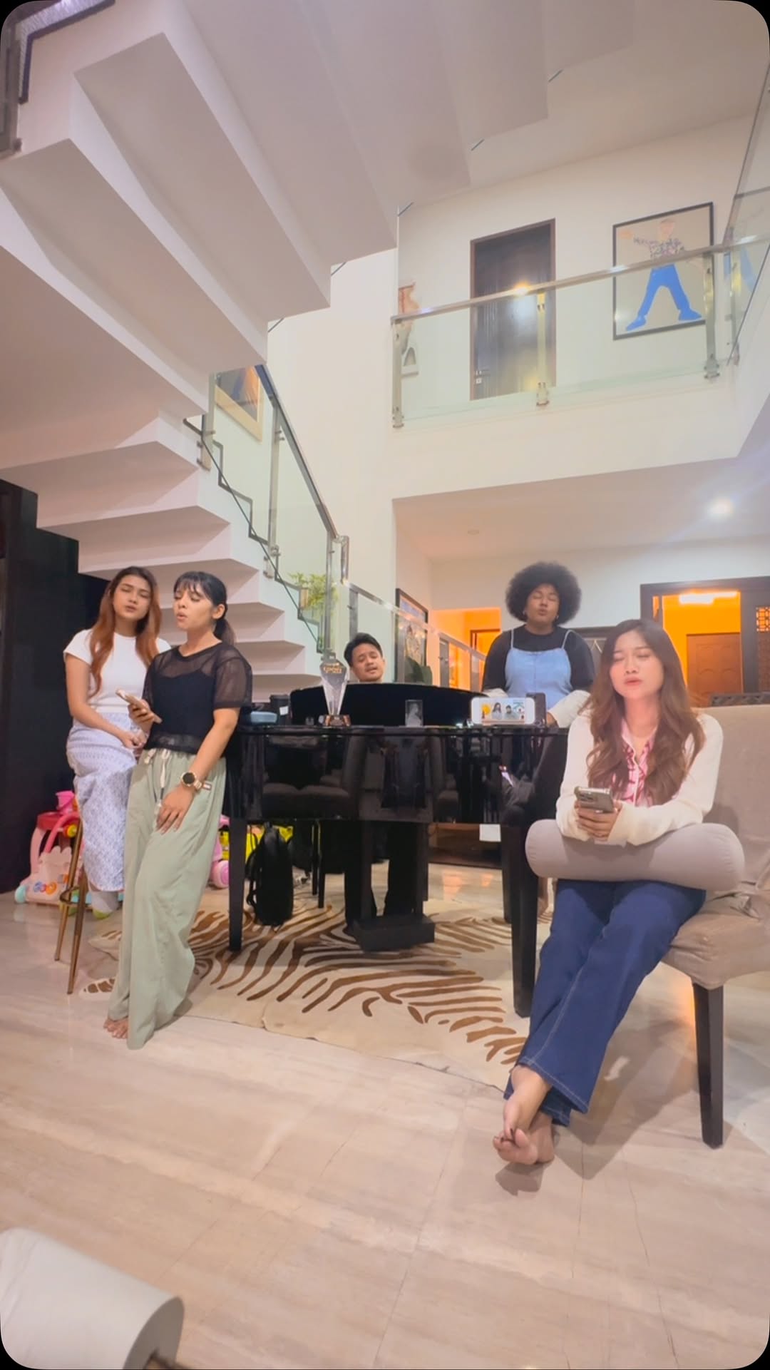 SMILE bersama The Ladies