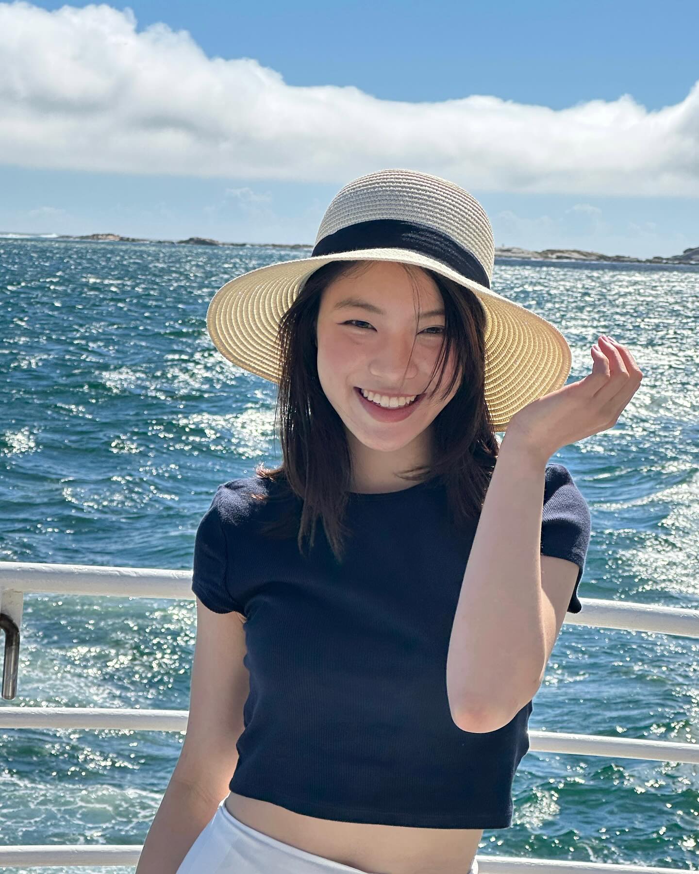 ⛴️🌊