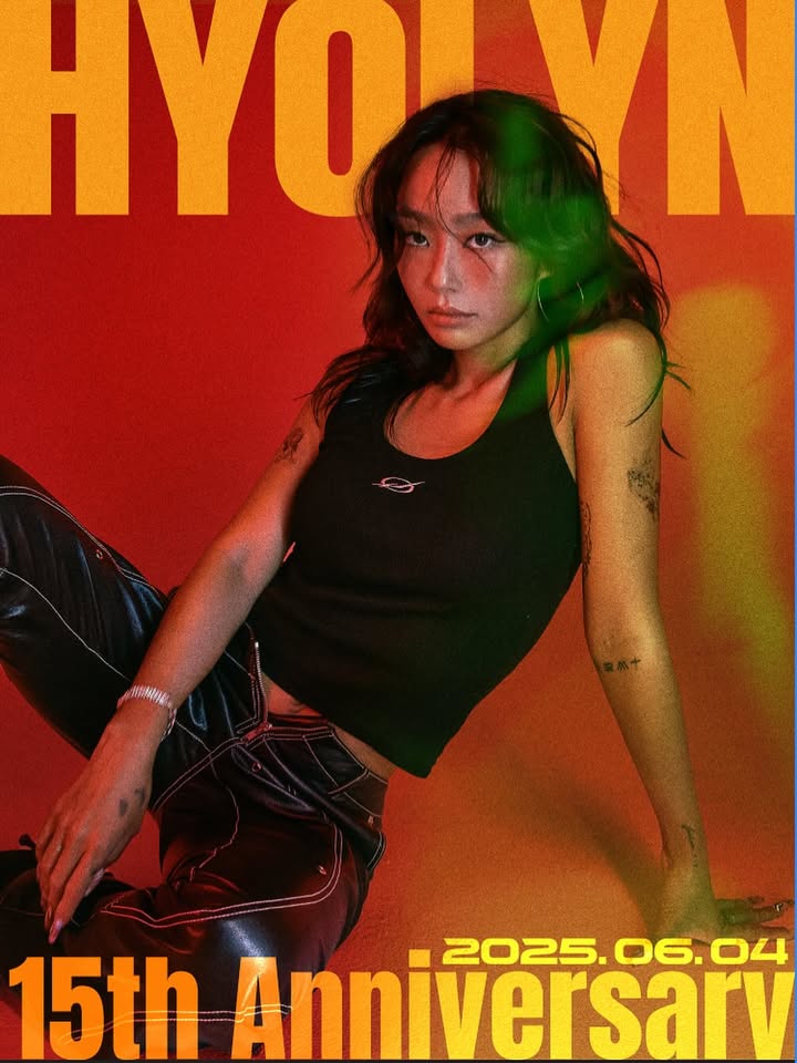 나에게 기회를 준 15년.
씨스타와 스타일 그리고 베이들이 없었다면
가질수도 얻을수도 없었을 귀한 시간
온 마음을 다해 감사하다고, 고맙다고 말해주고 싶어요
난 계속해서 음악으로 나의 이야기를 해 나갈게요
그 안에서 우리가 하나되길 바라며
우리의 이야기가 완성되길 바라며..
- 효린이가
15 years that gave me a chance.
Without SISTAR, star1, and BAE
A precious time that you couldn’t have or get
I want to say thank you with all my heart
I’ll continue to talk about myself with music
I hope we become one in it
I hope our story will be completed..
- Hyolyn