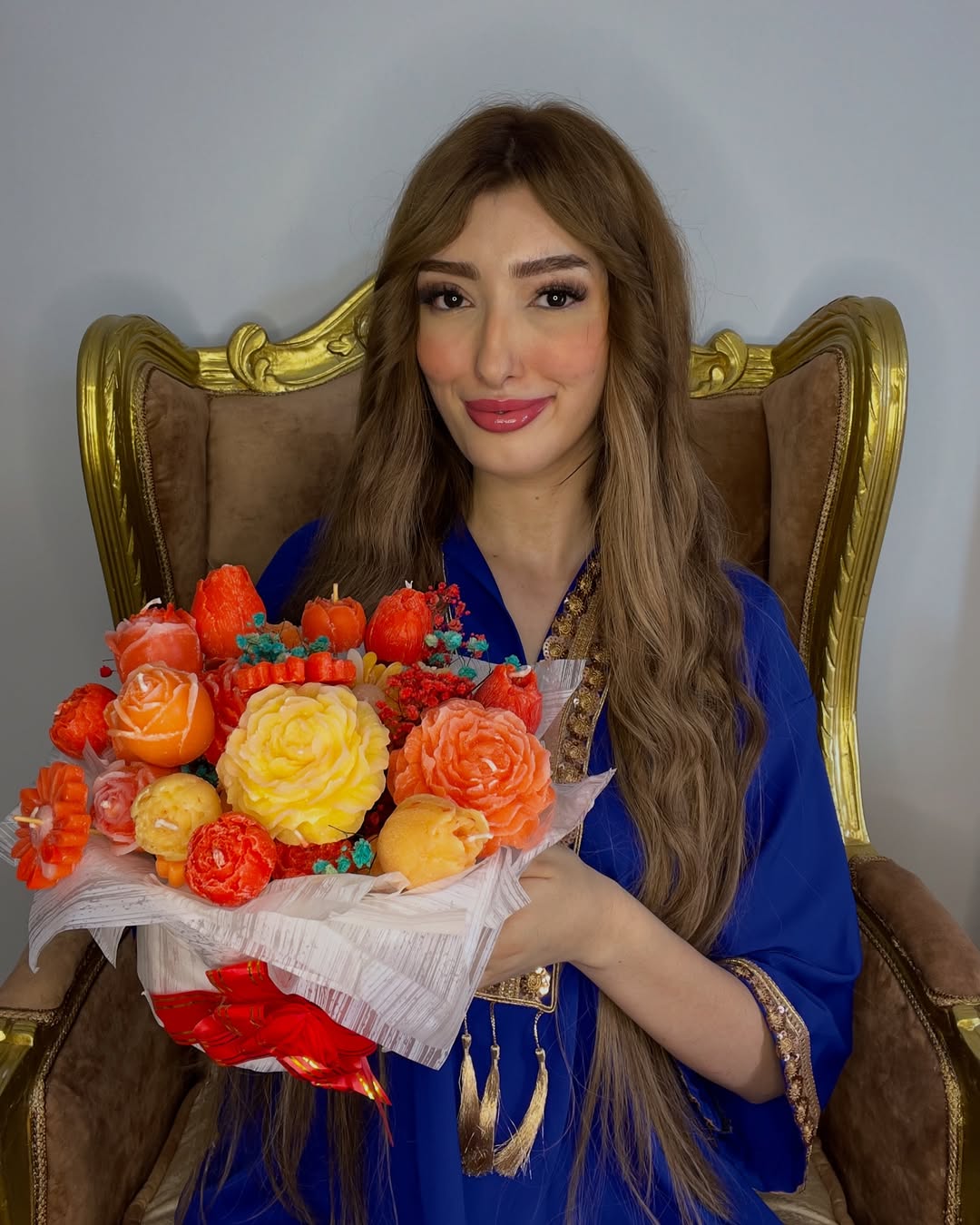 صح عيدكم حبيباتي ❤️
بوكي الشموع الجميلة من عند @ikram_candles.19
شعري الطبيعي من عند @arslane_extension