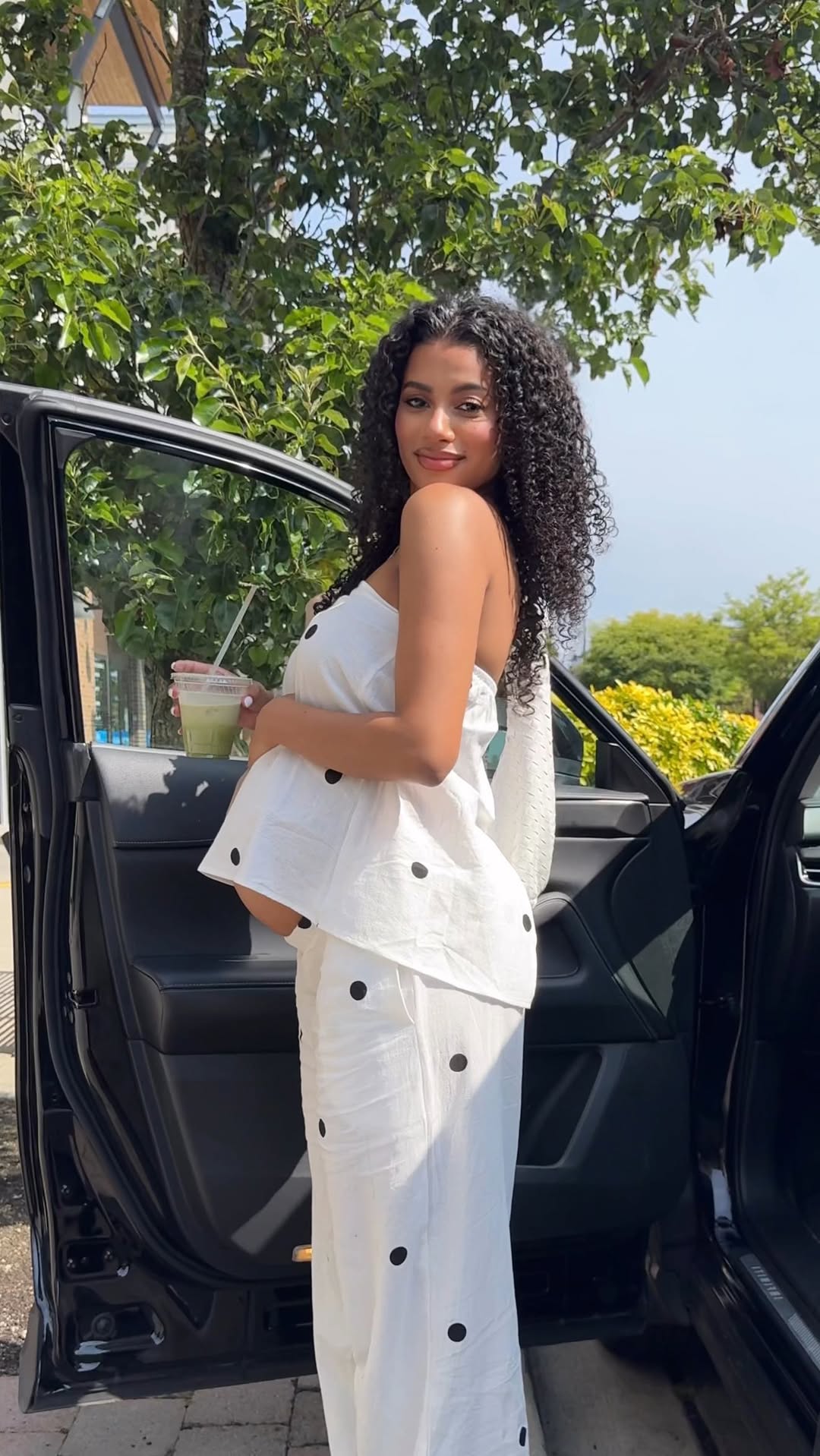 27 weeks & counting🥹🤍
#bumpstyle #fashioninspo #pregnancy #ootdfashion #27weekspregnant