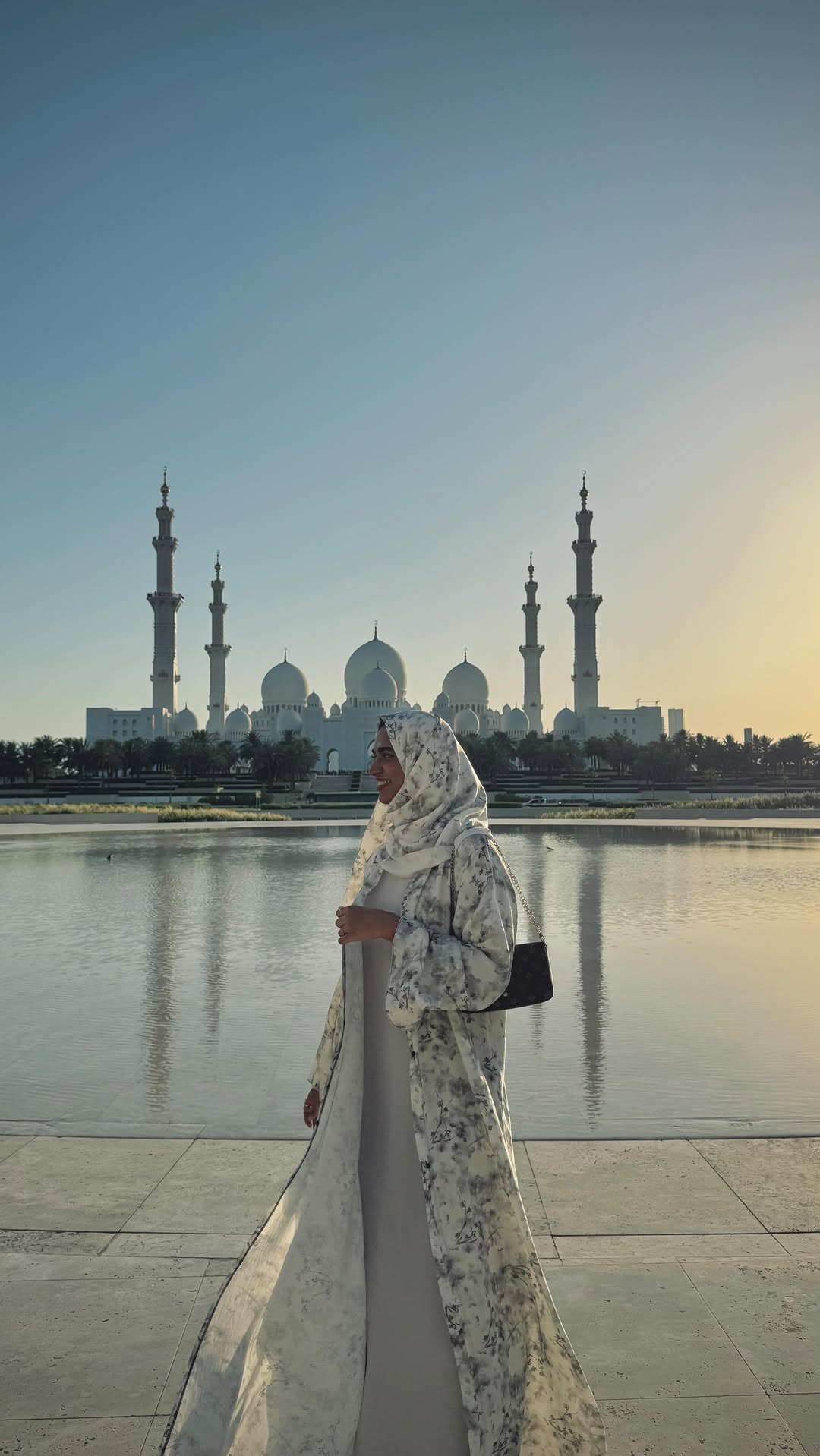 عيد مبارك ✨😍
تقبل الله منا ومنكم! كل عام وأنتم بخير 🥳
Trying my all time favourite song @khatija.rahman 🥹🥹
Hope you guys enjoy it🫶🏻🫶🏻
#farishton #hindisong #malayalam #india #uae #fypppppppppppppppppppppppppppppppppppppppppppppppppppppppppppppppppppppp #explorepage✨ #fyp