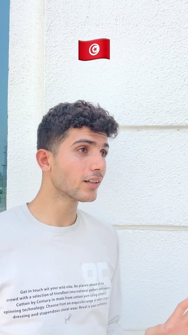 اذا الاجنبي بفكر يتعلم عربي😂 شو بتسموا الكيك بلهجتكم 😂
#كيك #لهجات #امريكي #مصري #اردني #فلسطيني #لبناني #سعودي #اماراتي #عماني #يمني #سوداني #ليبي #مغربي #تونسي #عراقي #سوري #جزائري