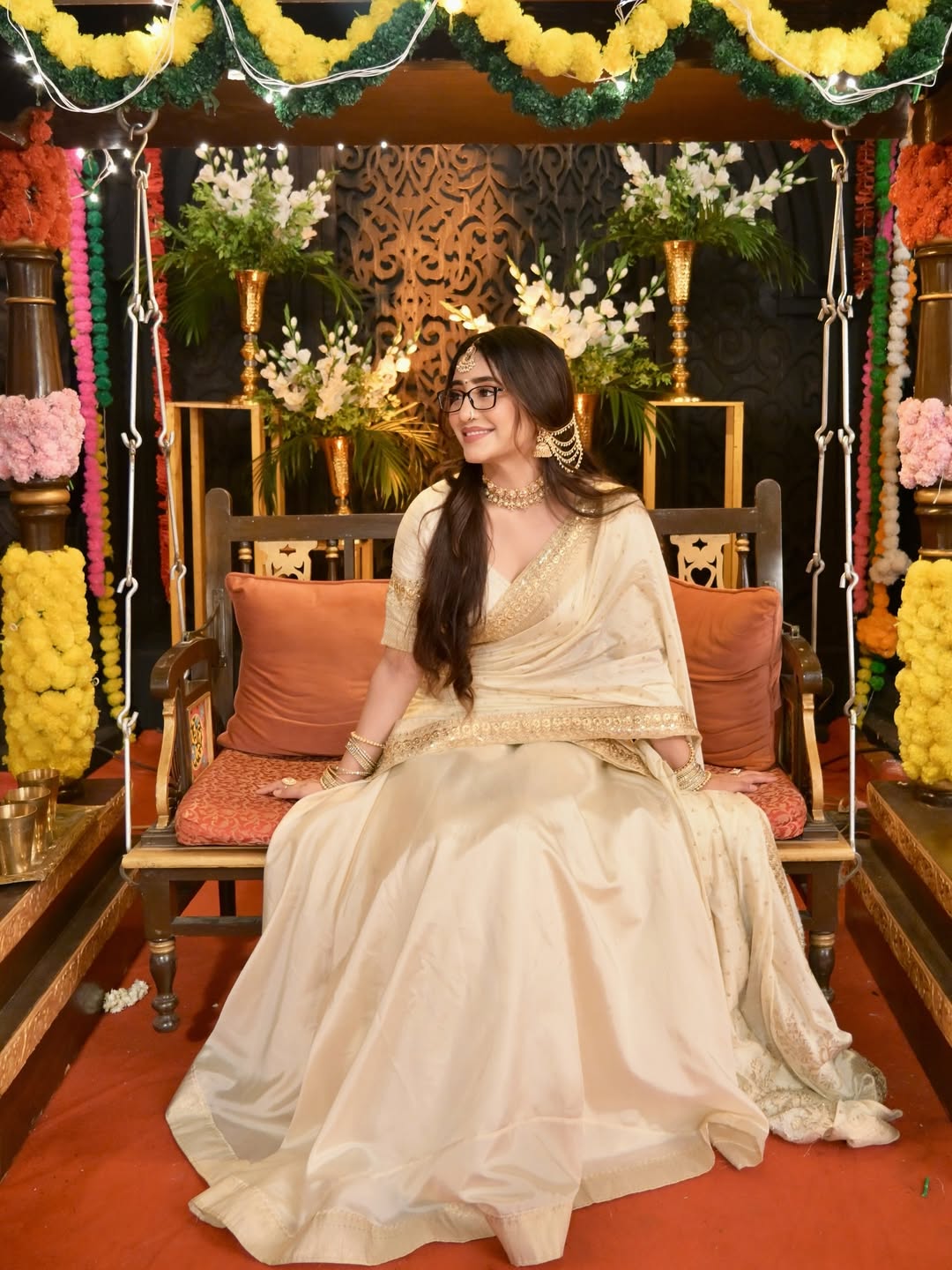 Meet Bhagyashree Iyer 🕊️🤍
Soft heart, strong spirit ✨
Dekhiye #BadeAchheLagteHai Naya Season
From today, raat 8:30 baje sirf #SonyEntertainmentTelevision par aur Sony LIV par
#SonyTv #StayTuned #ComingSoon #ShivangiJoshi #Romance #Rishree #BALH
@ektarkapoor @tanusridgupta @sonytvofficial @balajitelefilmslimited