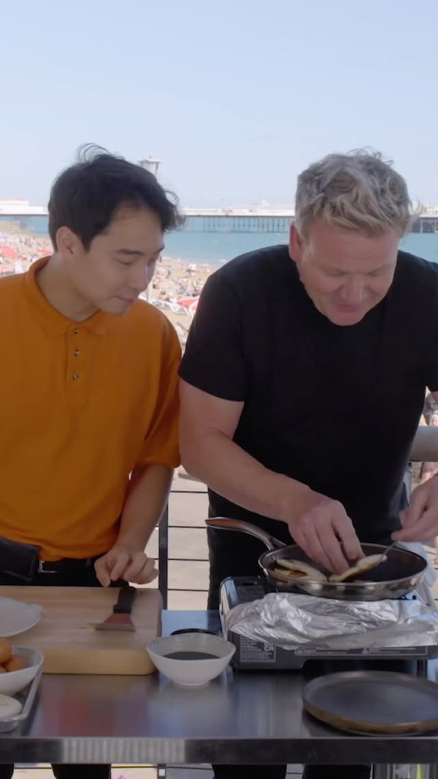 Ok maybe my buns were a bit too crispy for @mrnigelng 🫣 I’m attempting to get my Uncle Crown back today on #Scrambled on my YouTube Channel !