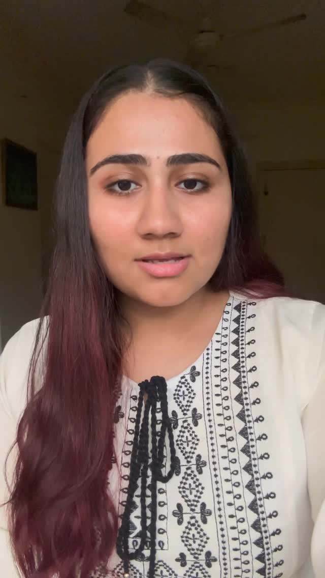 Baarish aur ye gaana❤️
You can hear the sound of rain in the background :)
Raw cover of - Sajna Barse Hai Kyun Akhiyaan🫶🏻
We all miss you @rashid_khan_ustad jee🙏🏻
Thankyou for such beautiful songs!
🎙️- @rashid_khan_ustad @imarpitac
#sajnabarsehaikyunakhiyan #reel #cover #songcover #trendingnow #explorepage #foryou #instareels
