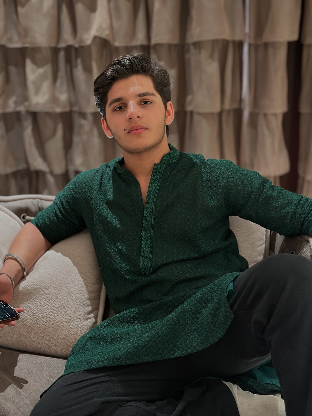 🔥 #Servinglooks 🖤
#sartaajkakkar #artist #actordelhi #bollywood#castingmumbai
#movies#talent#model #castingdelhi
#BollywoodVibes #InFrame #StyledToSlay #NextGenStar #MainCharacterEnergy#wazirpatar