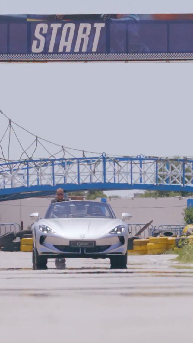 MG CYBERSTER تجربة الوحش
من 0 إلى 100 في 3 ثواني..🔥
الحلقة كاملة على اليوتيوب
#power #race #racing #motorsport #sport #lifestyle #drive #testing #speed #instacar #electronics #cars #adrenaline #cyberster #mg