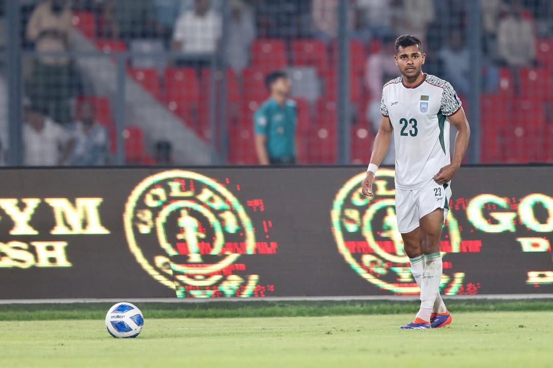 Thank you Bangladesh; an amazing feeling of representing and playing in this country for the first time. Disappointed not to get what we deserved in the match, but incredibly proud to be part of this team.
A huge thanks to my teammates, coaching staff, all members of BFF, and of course the fans for embracing me. Bangladesh football is just getting started 🔝