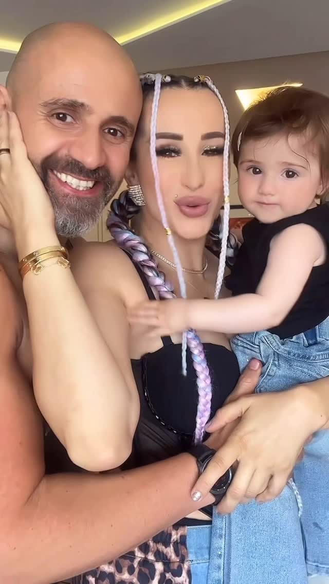 🎉✨ عيد أضحى مبارك ✨🎉
نرسل لكم أطيب التمنيات بمناسبة عيد الأضحى المبارك!
أسأل الله أن يعيده عليكم بالصحة والسعادة والبركة، وأن يملأ قلوبكم فرحاً وبيوتكم طمأنينة. 🤍🐑🌙
كل عام وأنتم بخير!
🎉✨ Eid Adha Mubarak ✨🎉
Wishing you a joyful and blessed Eid!
May this special day bring peace, happiness, and prosperity to your hearts and homes. 🤍🐑🌙
Eid Mubarak to you and your loved ones!
هل تودي