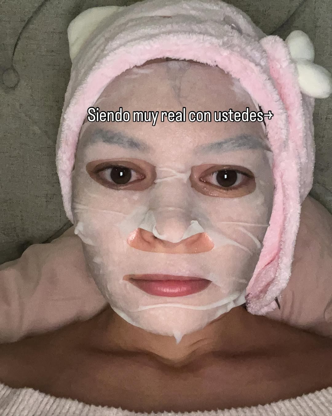 Siendo real con ustedes… no eres el único o la única que se siente así y si la primera foto solo la puse por q me pareció chistosa JAJj parece q no tengo labio de arriba