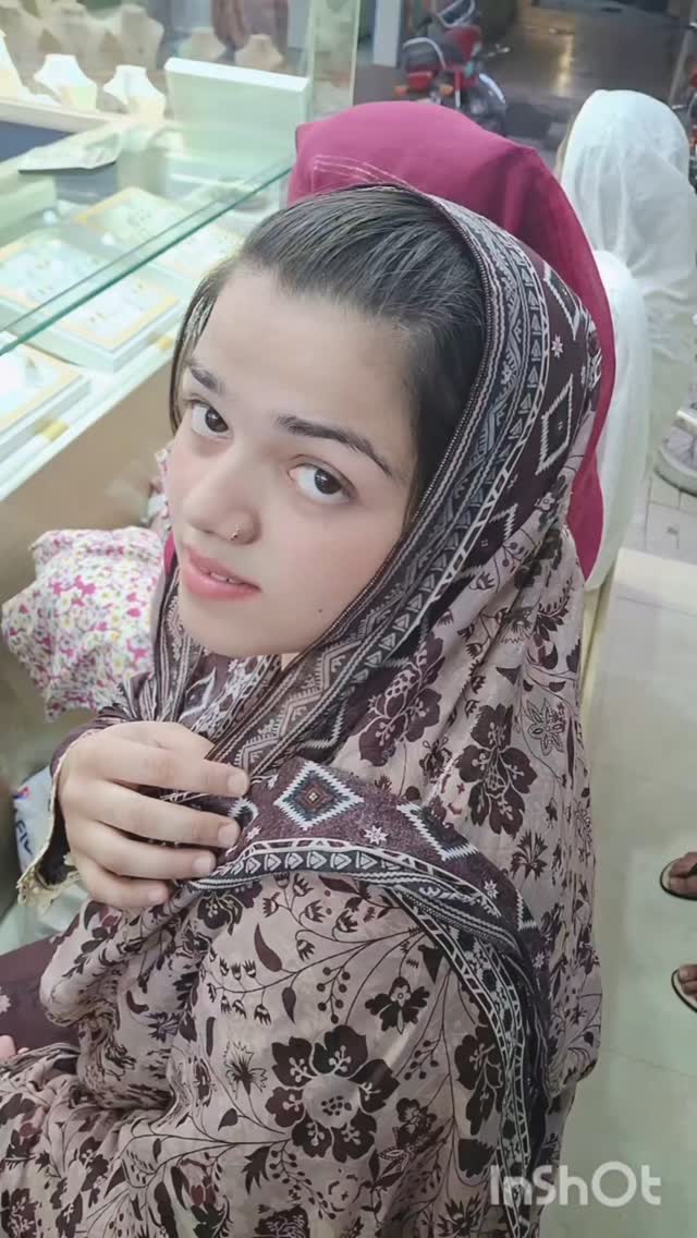 plzzz follow me frnds 🥰