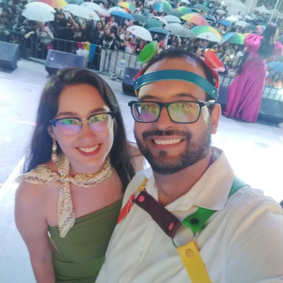 Gracias a todo el equipo organizador de la @marchalgbtags por la invitación para la conducción del día del orgullo LGBTTTIQ+ en su edición número 25 en Aguascalientes. No sólo en junio existimos, existimos siempre y para siempre por el simple hecho de que todos somos seres humanos y merecemos lugares libres de violencia, discriminación y homofobia 🏳️🌈 ¡Gracias totales! 🙏🏼❤️
#pride #pridemonth #lgbtttiq #lgbtq #🏳️🌈 #gaypride #aguascalientes
