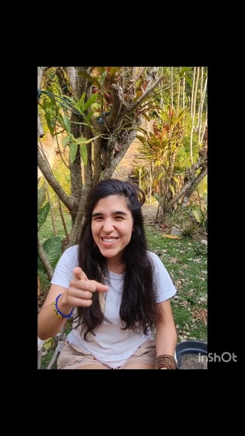 Boa noiteee povo bonito
Pensei muito em postar esse vídeo que fiz recentemente, é uma compilação de alguns trabalhos ao longo da jornada e queria saber a opinião de vocês...
Depois com as respostas de vocês, eu vou dizer o porquê estou postando...
😘