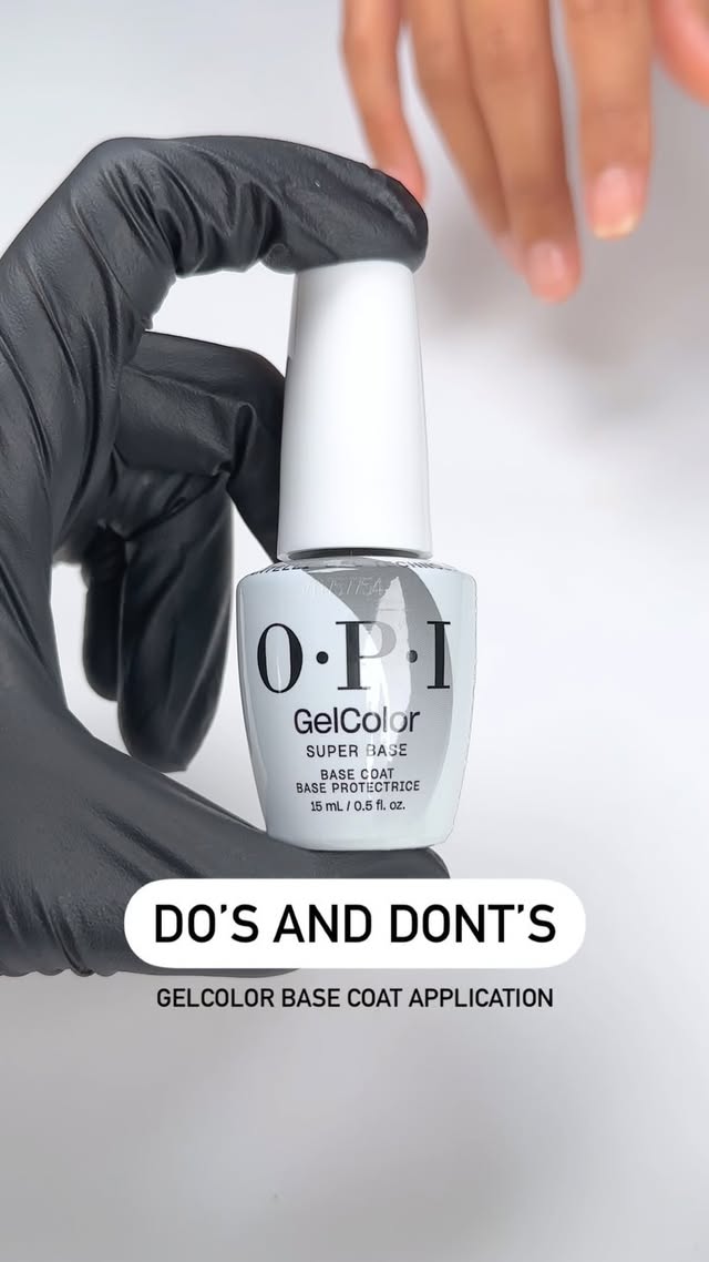 @heatherreynosaopi, OPI Head of Education, knows when it comes to GelColor it’s all about that base: Super Base Base Coat. 💅 Follow her DOs and DON’Ts for the perfect application every time.
✅ DO: Shake vigorously for ~1 min.
✅ DO: Drain excess off the brush.
✅ DO: Apply a thin, even coat.
#OPI #OPIObsessed #OPIGelColor