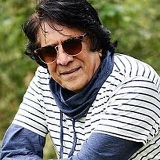 Saddened to learn that the director of the OG Don is no more. RIP Chandra Barot-ji. Deepest condolences to the family. 🙏🏽♥️