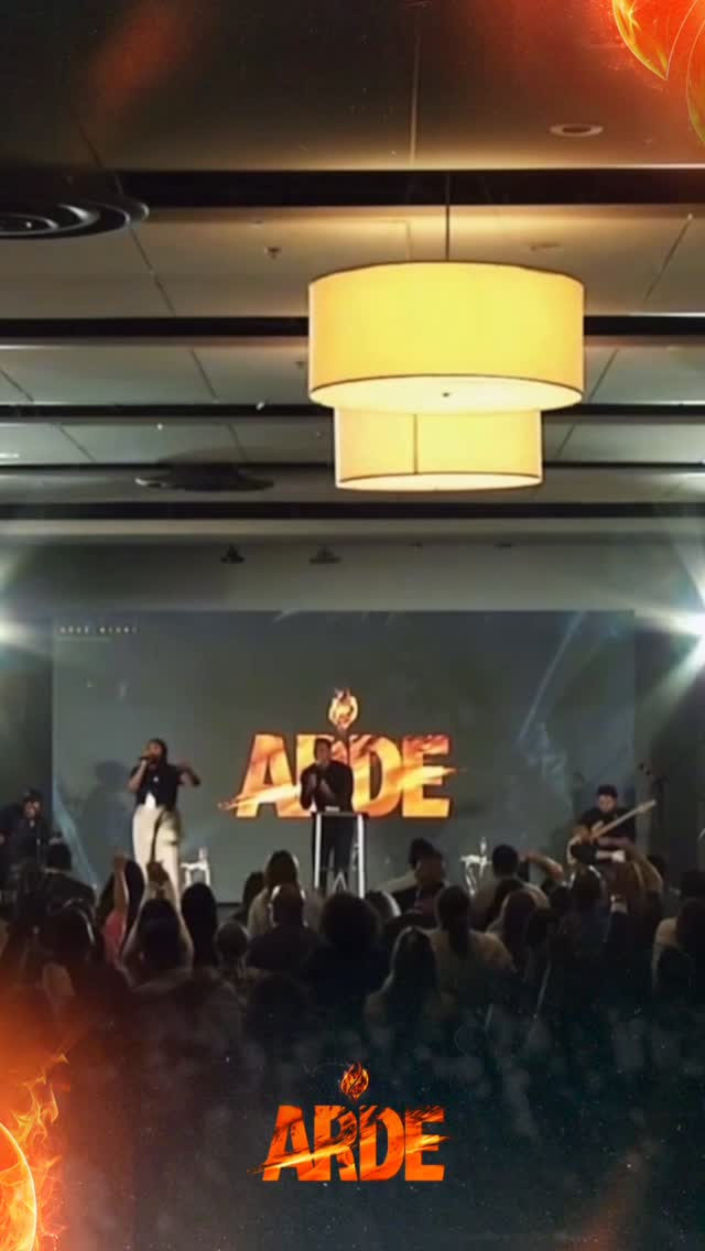 EL MISTERIO DE SIMÓN, PEDRO
Rodéate de personas que puedan ver a Pedro, sin dejar de abrazar a Simón 🔥
#PastorYProfetaMoisesBell #ArdeMiami