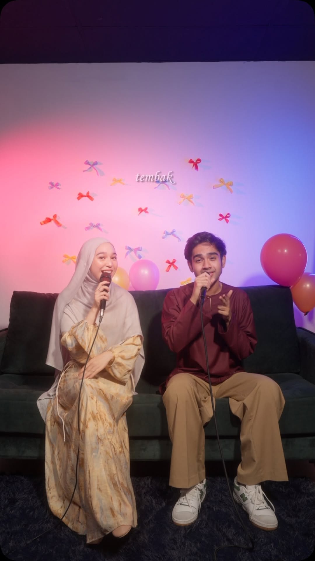 Dengar lagu ni korg teringat kat sapa ? Hehehehe๐๐