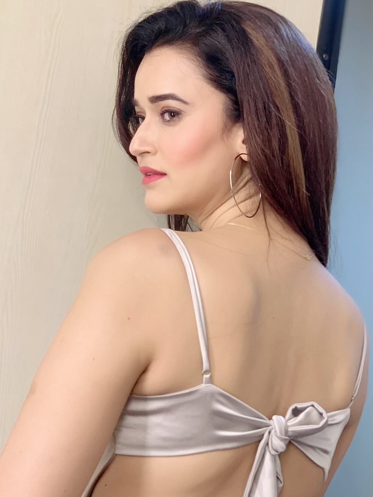 Don’t confuse my personality with my attitude, My personality is who i am, My attitude depends on who you are.Graceful & Fierce🌟
.
.
#femalemodel #model #portrait #photography #fashion #photoshoot #modeling #portraitphotography #fashionmodel #beauty #photooftheday #photographer #malemodel #models #modellife #female #beautiful #modelagency #fashionphotography #modelling #portraits #modelphotography #instagood #art #picoftheday #makeup #femalemodels #photomodel #style #photo