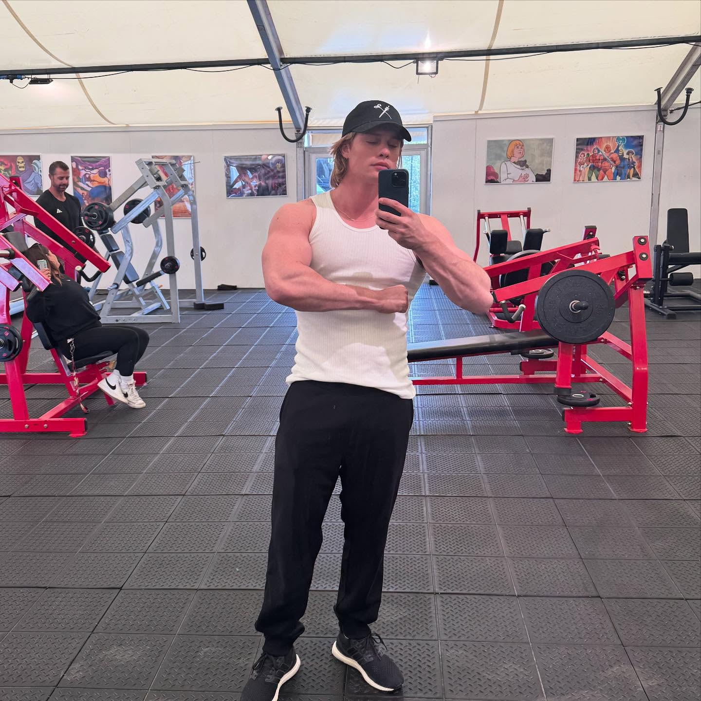 Just a lil BTS and training from the last few months. (I can’t show you nada)