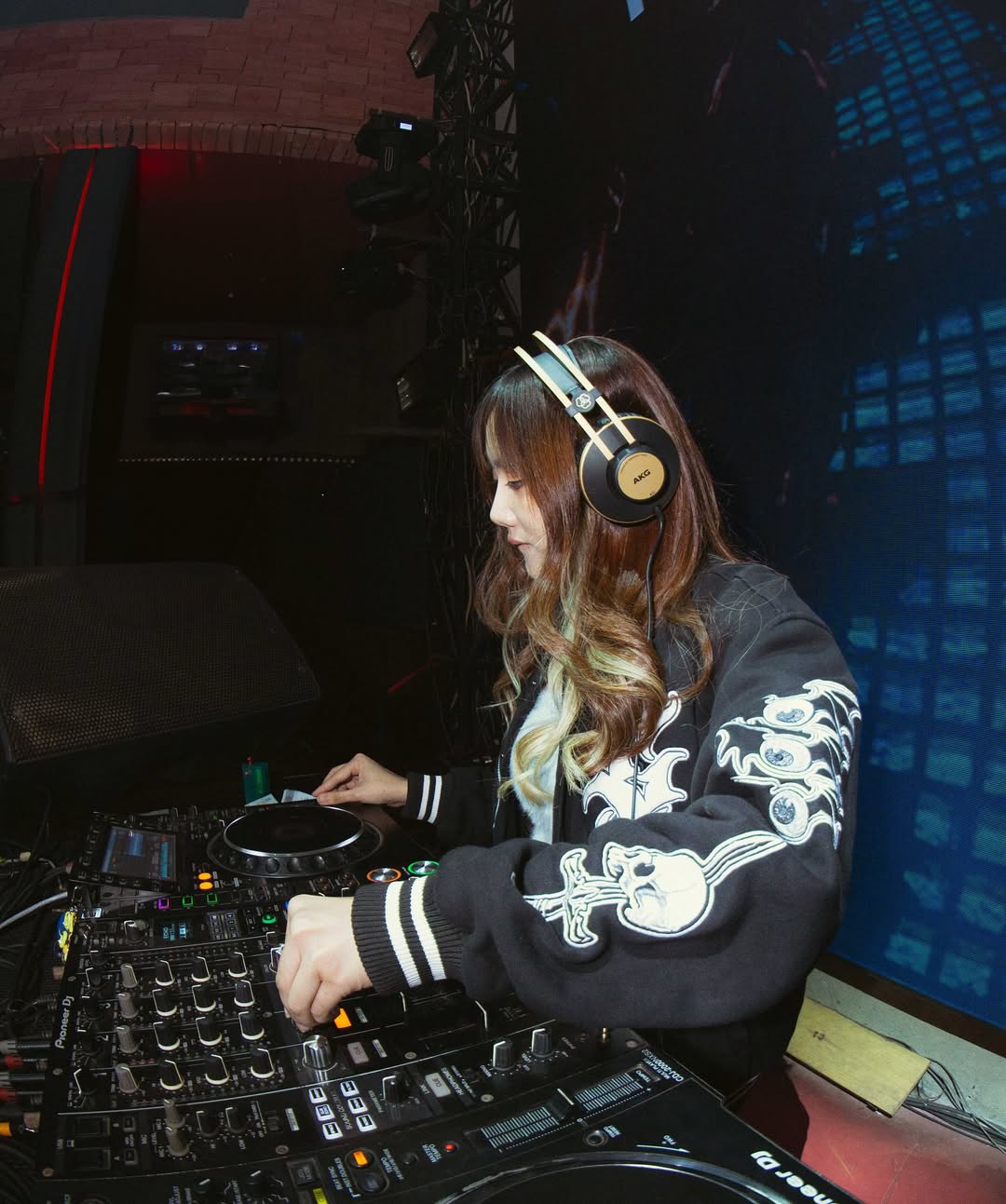 First time banget ini perfom as a DJ ✨