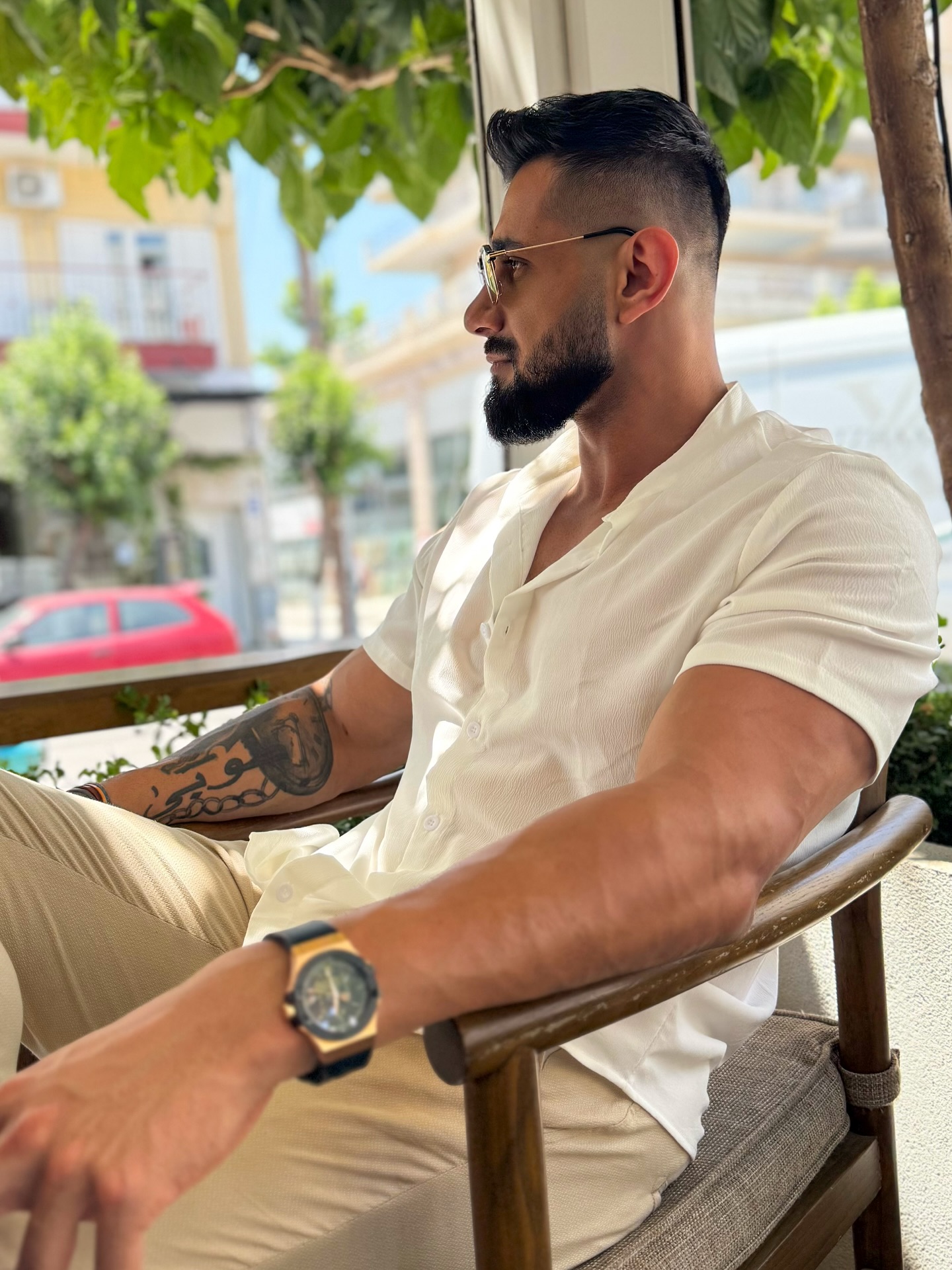 Relaxed, not lazy. There’s a difference.
-
#summer #greece #vacation #thessaloniki #ubarproject