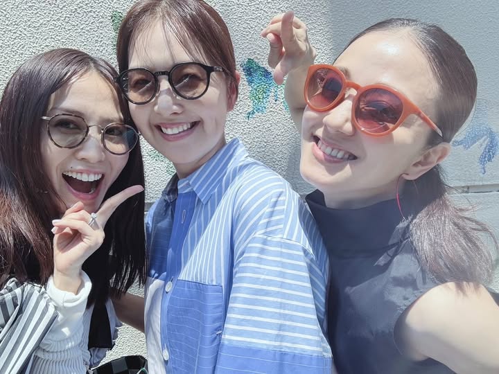 だんだん写真撮らなくなるのよね〜
さみしい😢
だから撮れて嬉しかった📸!
会った時くらい記念写真撮りたいな。
これからもずっと💓