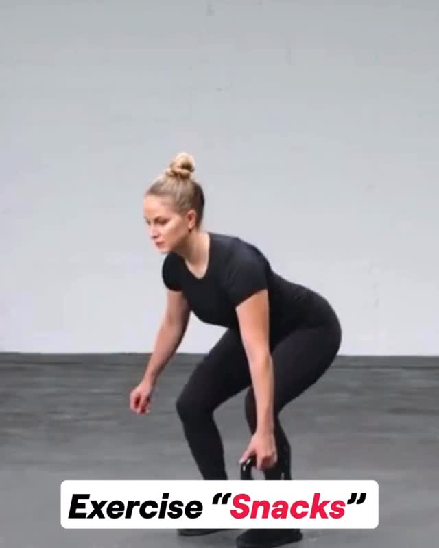 Weightlifting, One “Snack” at a Time 🍫
Who says you need an hour to lift? Exercise “snacks” are short, strength-focused sets you can squeeze in throughout your day, even if time is tight. Adding exercise snacks to your day do more than support muscle growth, they can help strengthen consistency. 💡
4 Quick Exercise “Snacks” You Can Do Right Now:
💥 10 Rotation push ups, 5 each side, before you brush your teeth
💥 20 Side plank lifts, 10 each side, after coffee
💥 20 Single kettlebell suitcase deadlifts, 10 each side, before you eat lunch (sub kettlebell for an actual suitcase if you’re traveling) 🧳
💥 25 Dumbbell seated hammer curl to front press between appointments
When you train with Fitbod, every rep counts. We track, optimize and make progress-driven workout recommendations based on your performance and goals. 💪
No more “I’ll do it later.” Lift now. Even for 5 minutes. ⏱️ #fitbodsummer #fitbod #fitbodapp #exercisesnacking #weightlifting #strenthtraining #strength #noexcuses