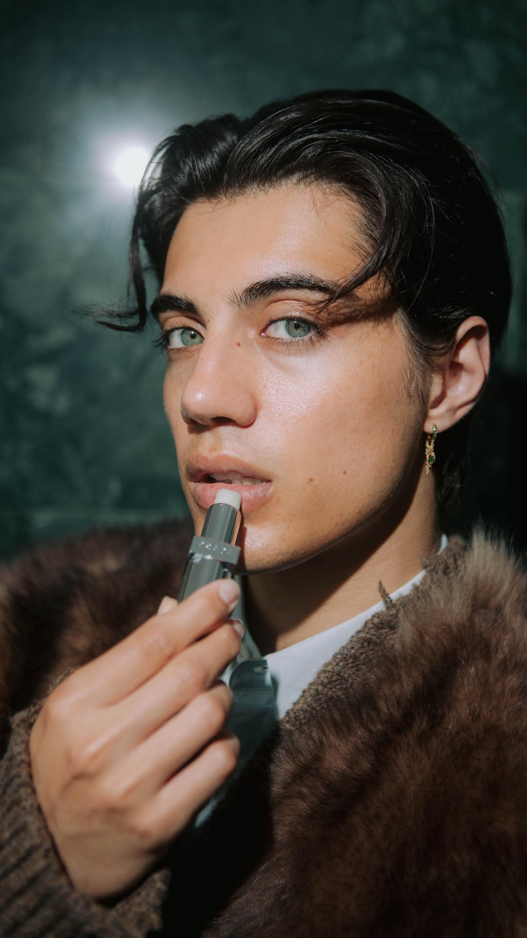 𝗮𝗻𝘇𝗲𝗶𝗴𝗲 Getting ready for Prada @pradabeauty #pradafragrance #pradamakeup #lesinfusionsprada