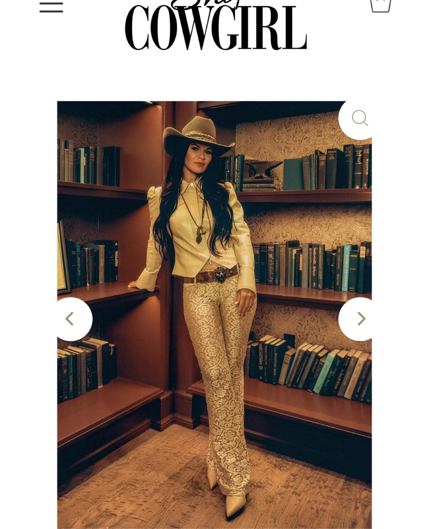grateful 🤎
@cowgirlmagazine
photo @beausimmons
style @stylebybek
special thanks @isaiahkincaid
hmu @juliekoethmakeup
location @bowiehouseauberge
hat @tayhunt_6
@keytalentmanagement