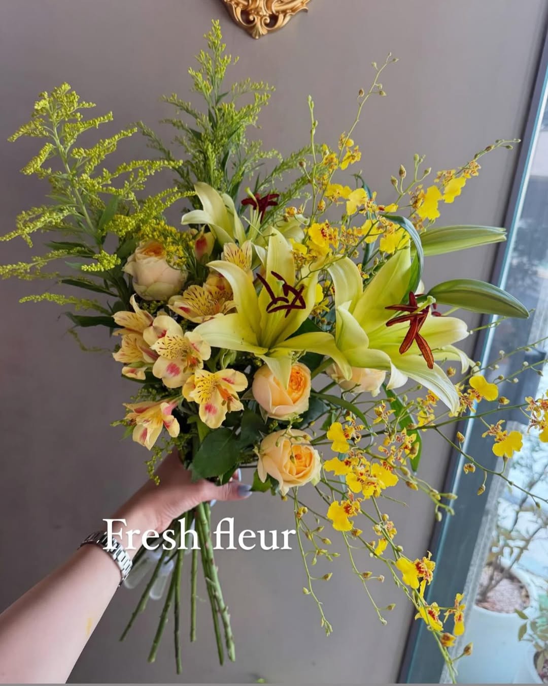 #프레시플레르
_ 💛
order &lesson 예약문의💋
📞010 6399 3115
_
#freshfleur #강남꽃배달 #flower #삼성동꽃집 #강남꽃집 #선정릉역꽃집 #삼성중앙역꽃집 #선릉역꽃집 #코엑스꽃집 #flowerstagram #flowershop #꽃 #고급꽃집 #이쁜꽃집 #대형꽃다발 #삼성동꽃배달 #고급꽃다발 #웨딩부케 #원데이클래스#꽃선물 #플로리스트 #상견례꽃다발 #연예인서포트 #생일축하꽃다발 #여자친구꽃다발 #기념일꽃다발 #프로포즈꽃다발 #꽃#花店 #花