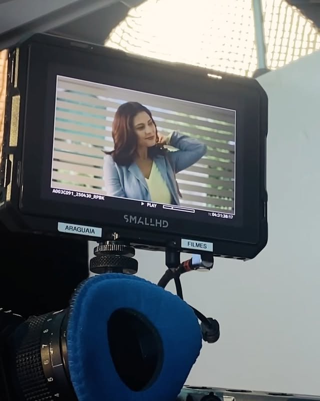 Ela no trabalho dela ! 🎬