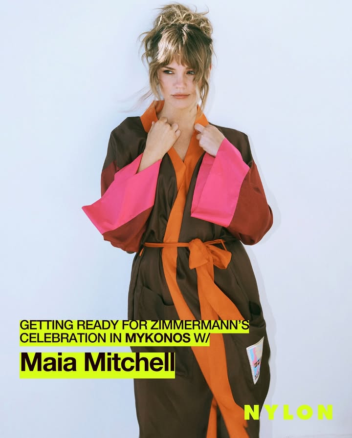 @maiamitchell’s quick in-and-out Greek celebration with @zimmermann hit all the notes, with late-night dinners, snorkeling, giggles, and a photo op that explains why the coast draws in so, so many foreigners each year (without the use of sirens, we might add).
See how Mitchell made the most of her trip to Mykonos at the link in bio.
Photos: @simonlekias
Hair: @louisbyrneiciaiw
Makeup: @taliasparrowmakeup